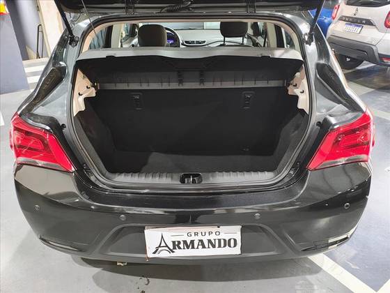 CHEVROLET ONIX 1.4 MPFI ADVANTAGE 8V FLEX 4P AUTOMÁTICO